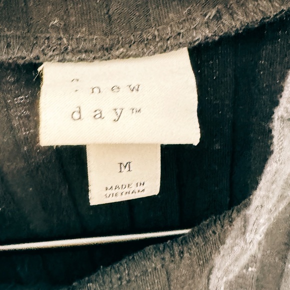 Ribbed, sleeveless turtleneck - Picture 5 of 5